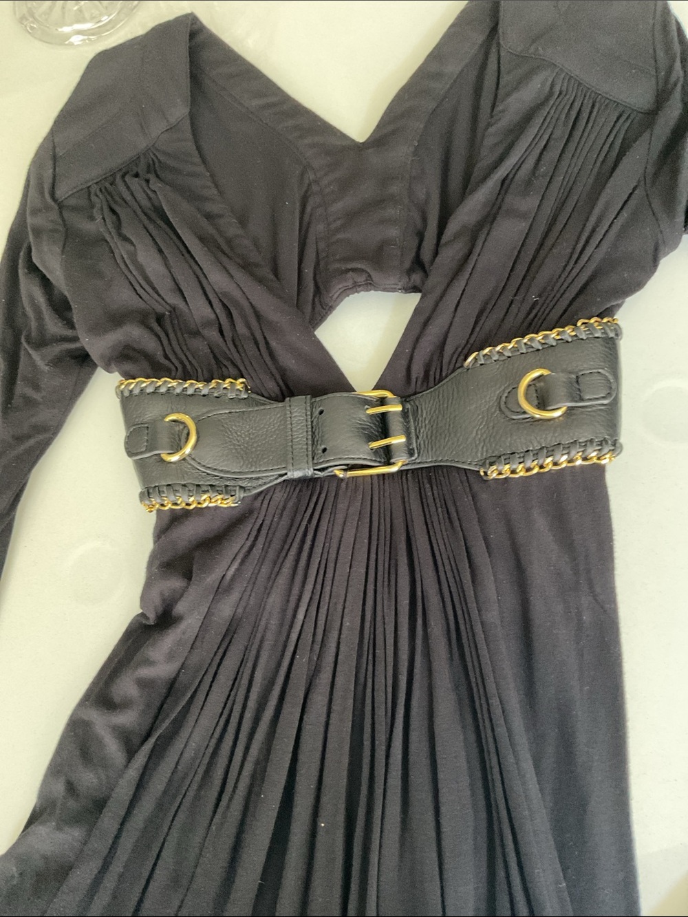 Sky Black Long-Sleeve V-Neck Dress with Gold-Accent Waist - Picture 2 of 4